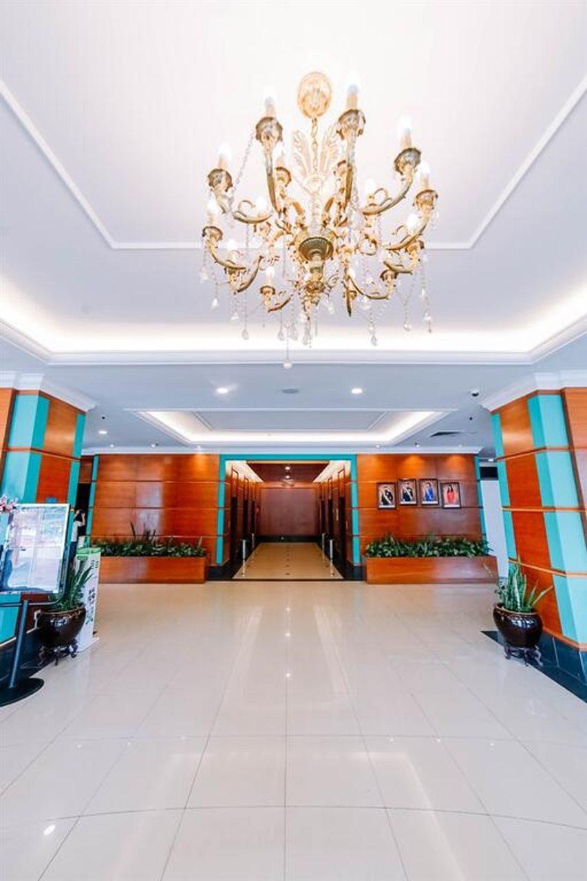 Jo Hotel Джохор Бахру Екстериор снимка