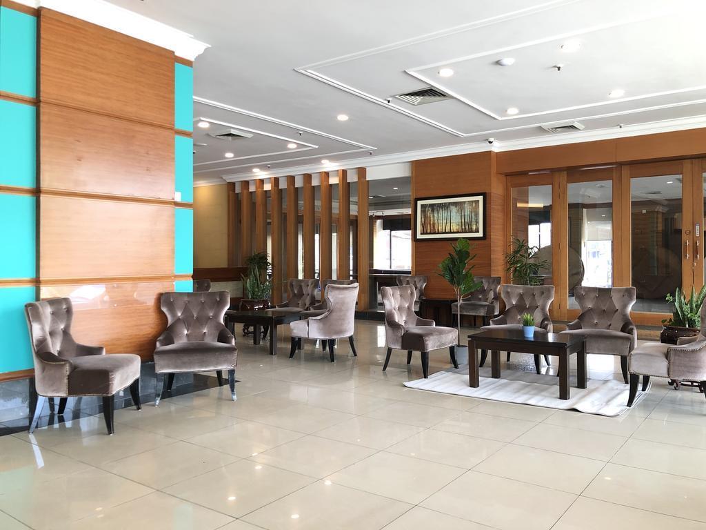 Jo Hotel Джохор Бахру Екстериор снимка