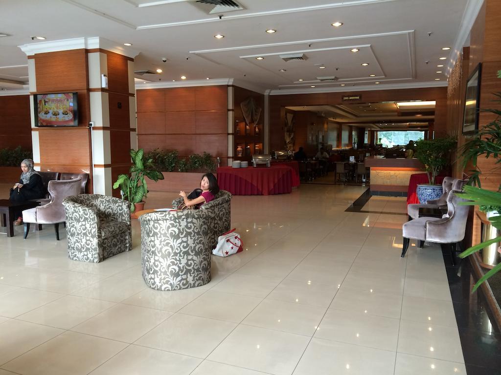 Jo Hotel Джохор Бахру Екстериор снимка