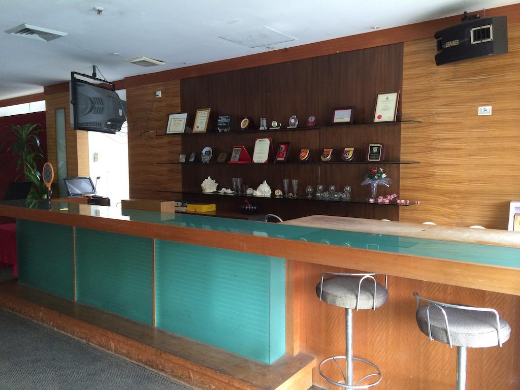 Jo Hotel Джохор Бахру Екстериор снимка