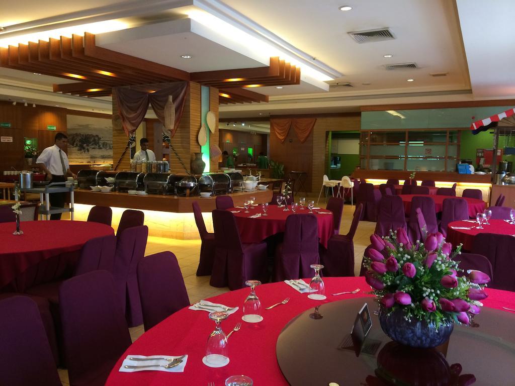 Jo Hotel Джохор Бахру Екстериор снимка