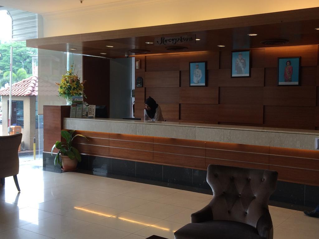 Jo Hotel Джохор Бахру Екстериор снимка