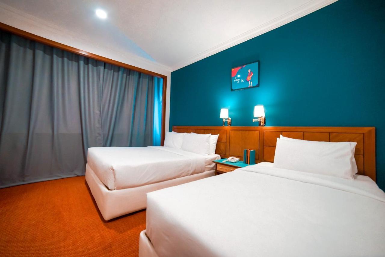 Jo Hotel Джохор Бахру Екстериор снимка